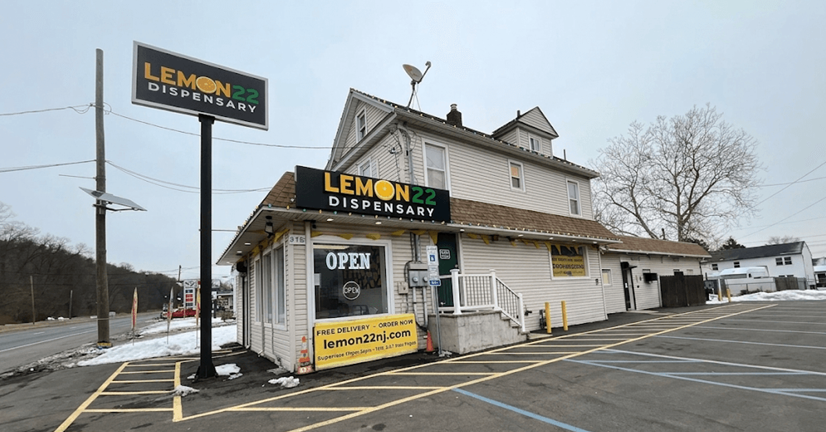 Lemon 22 Dispensary Is Now Lighting Up XShack.app